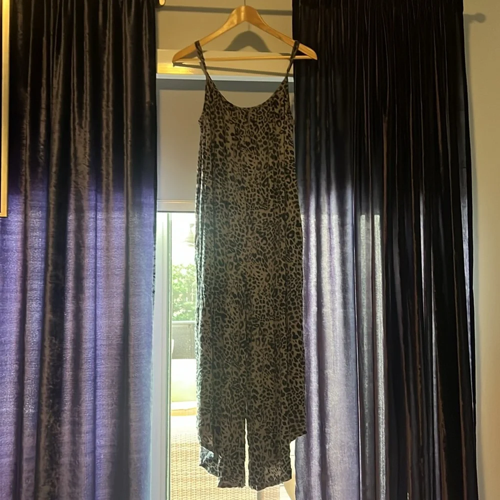 Z Supply jumpsuit romper. Size small. Runs large! Animal print loungewear - Picture 2 of 3